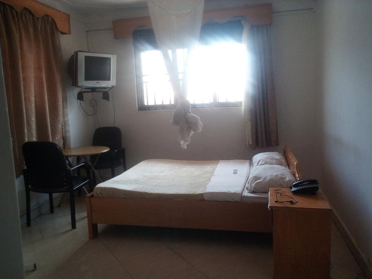 Mamba Hotel Kampala Eksteriør bilde